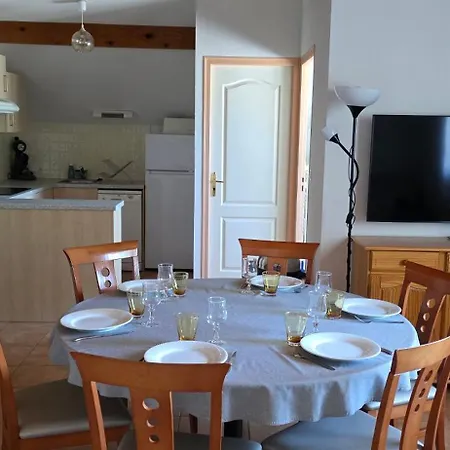 Duplex 6 A 8 Personnes Apartment *